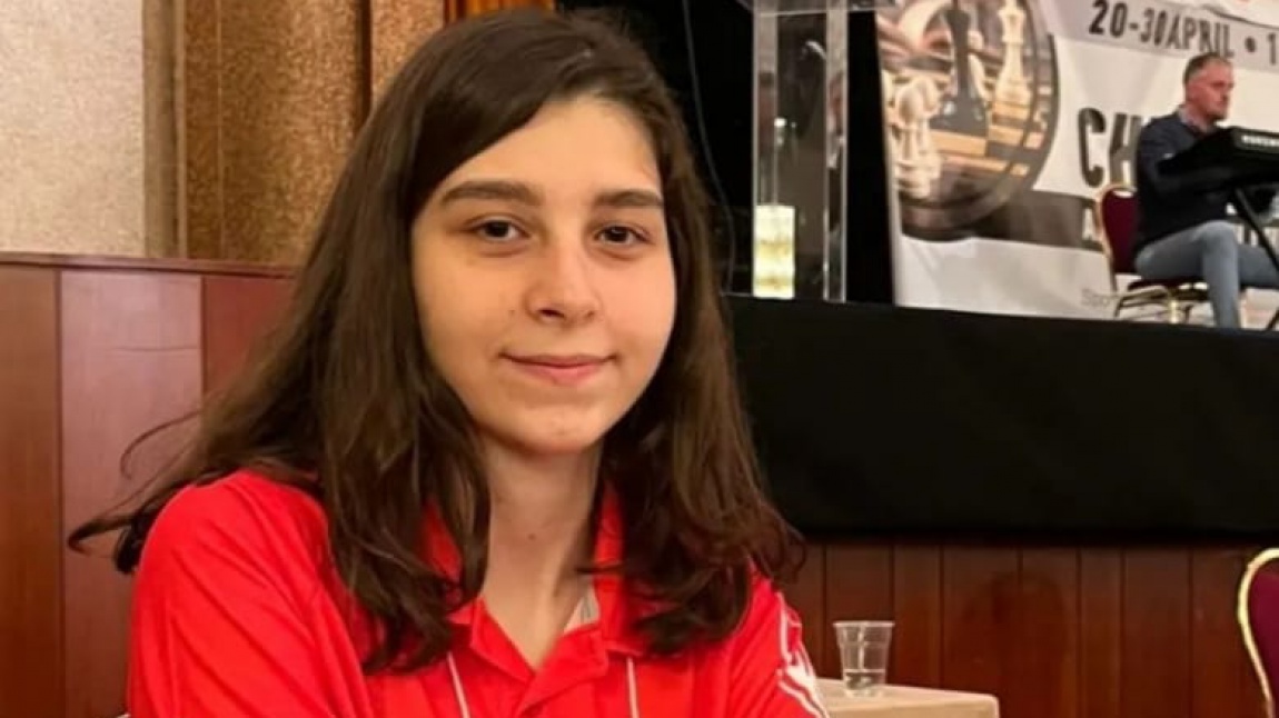Sporcumuz Bilgesu ŞEKER 17 yaş Satranç kızlar kategorisinde  Avrupa 2. oldu.